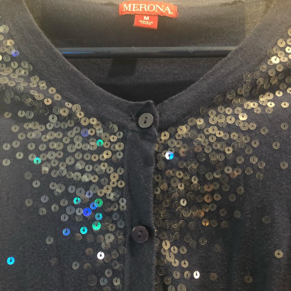 Button up cardigan with light sequins detailing